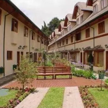 Condominio Fechado A 11 Minutos A Pe Do Centrinho Campos do Jordão Exterior photo