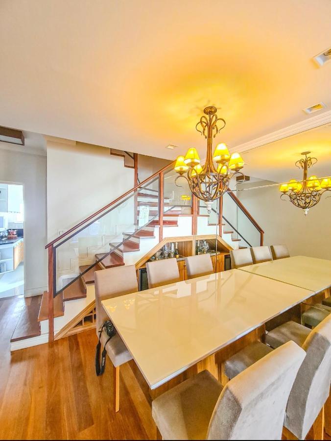 Сasa de vacaciones Casa Em Fechado Em